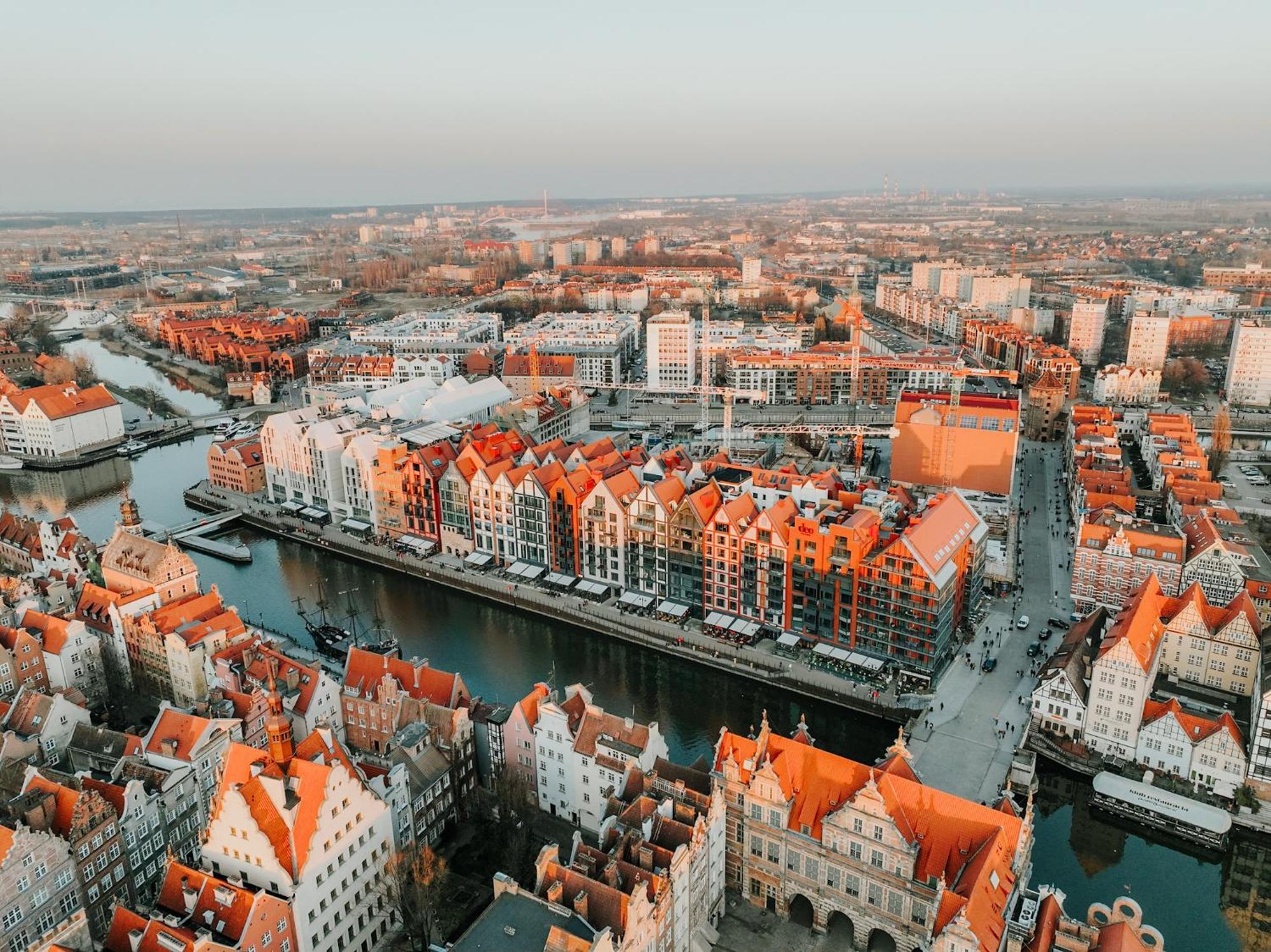 Deo Plaza Riverside & Radisson Spa By Downtown Apartments Gdańsk Exteriör bild