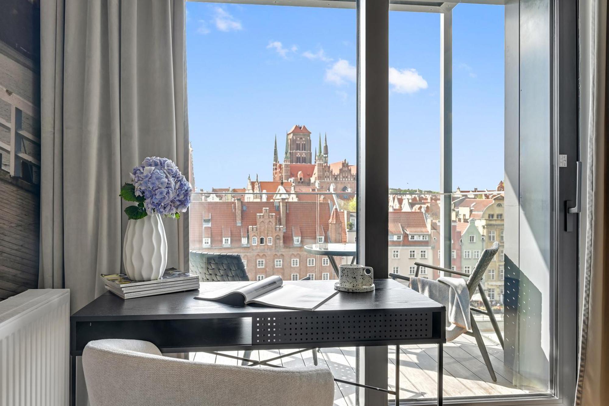 Deo Plaza Riverside & Radisson Spa By Downtown Apartments Gdańsk Exteriör bild