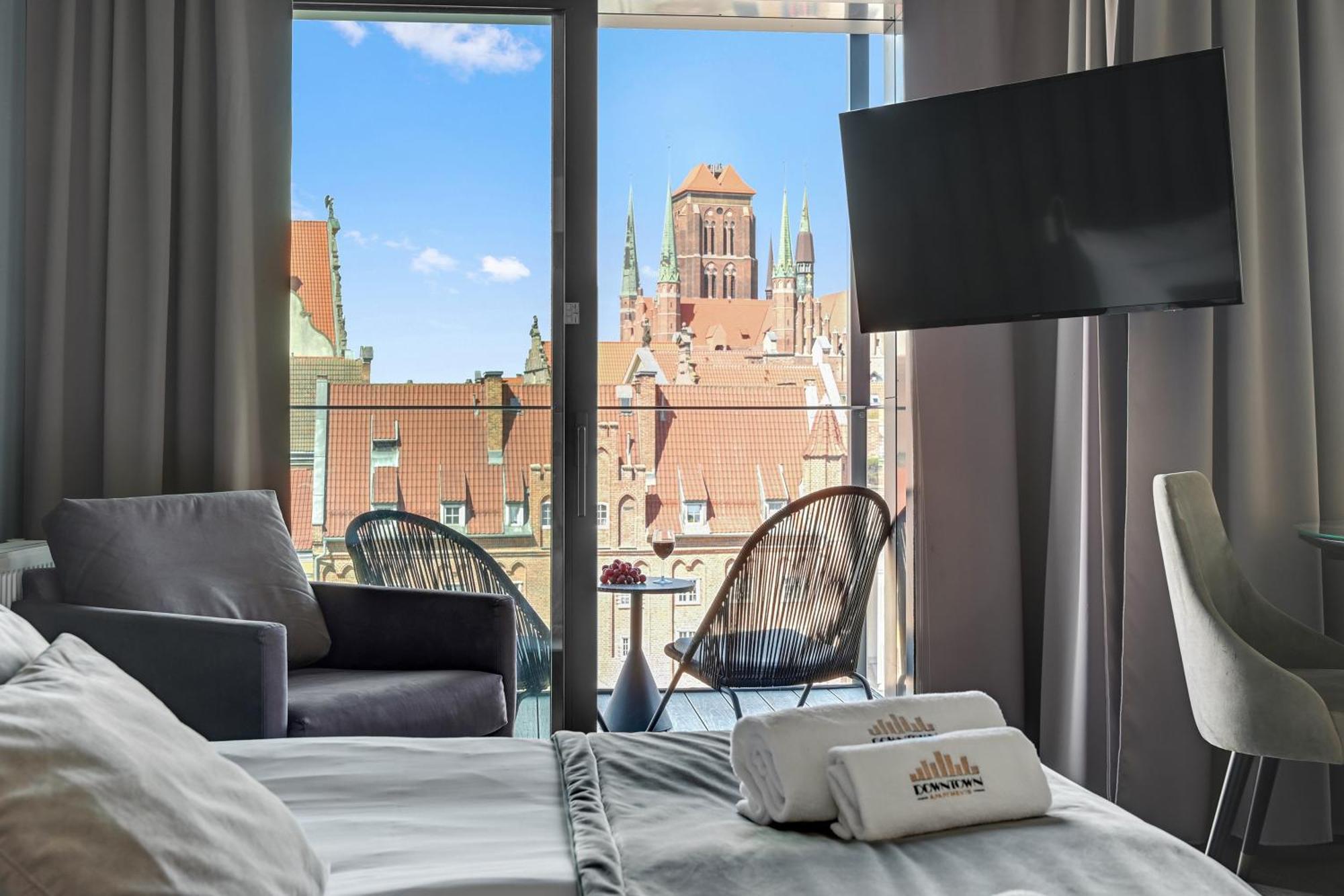 Deo Plaza Riverside & Radisson Spa By Downtown Apartments Gdańsk Exteriör bild