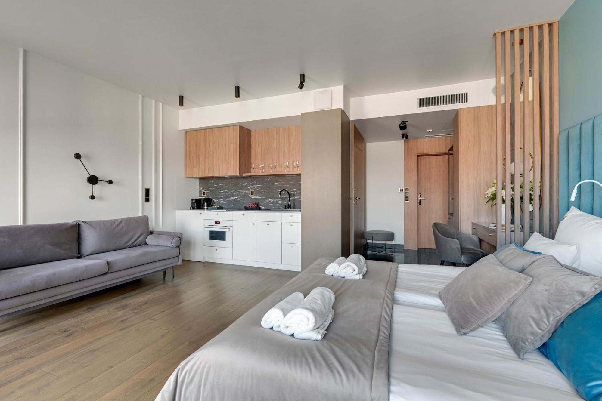 Deo Plaza Riverside & Radisson Spa By Downtown Apartments Gdańsk Rum bild